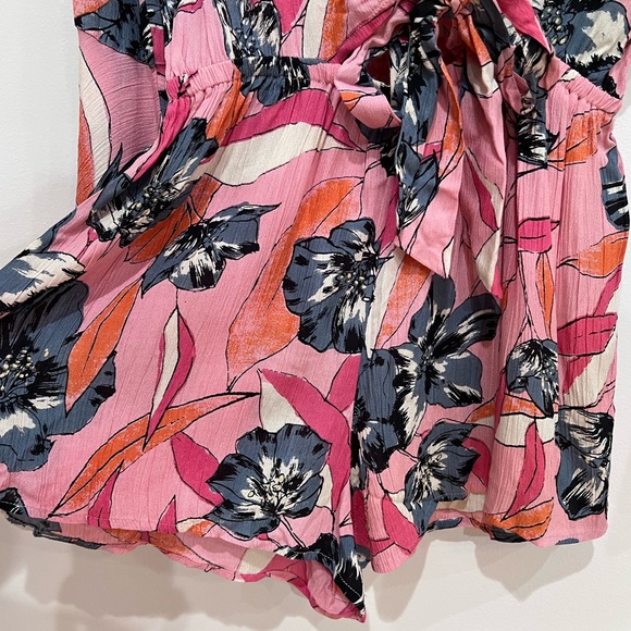 Billabong NWT Sittin Pretty Floral Long Bell Sleeve Romper Tie-front in Pink, M - Picture 5 of 15